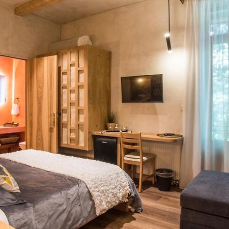 «Σκλάβας Χνάρι» Παραδοσιακός Ξενώνας Apartment Magouliana Ngoại thất bức ảnh