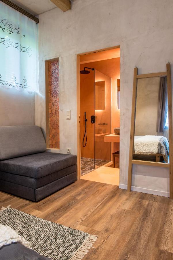 «Σκλάβας Χνάρι» Παραδοσιακός Ξενώνας Apartment Magouliana Ngoại thất bức ảnh